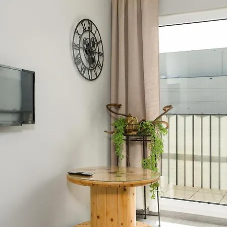 Apartament Sowia With Balcony By Renters