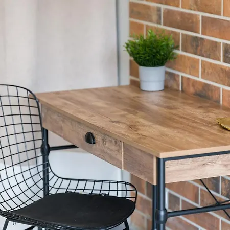 Sowia With Balcony By Renters